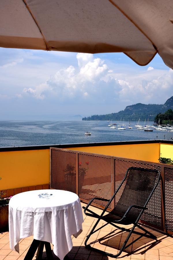 Hotel Ristorante Miralago Garda  Ngoại thất bức ảnh