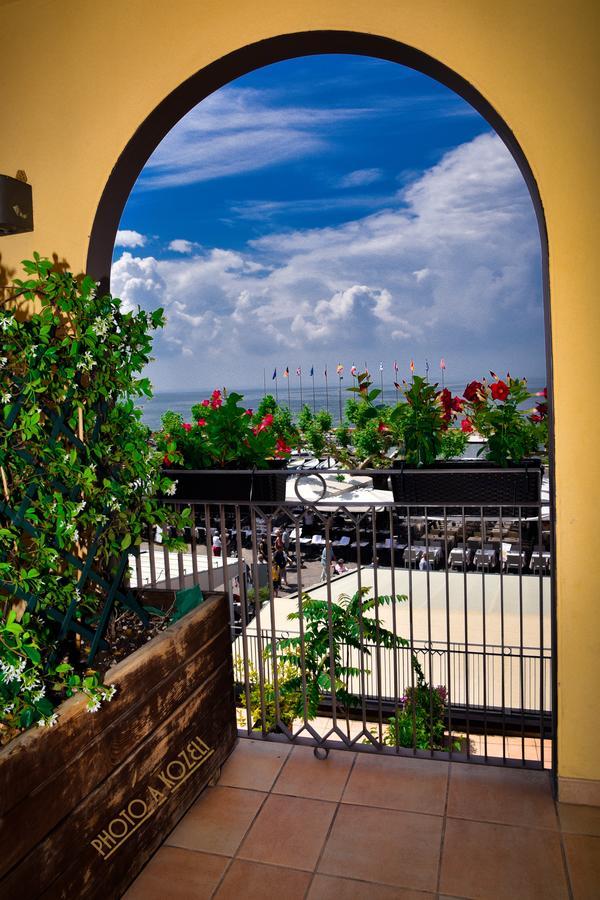 Hotel Ristorante Miralago Garda  Ngoại thất bức ảnh